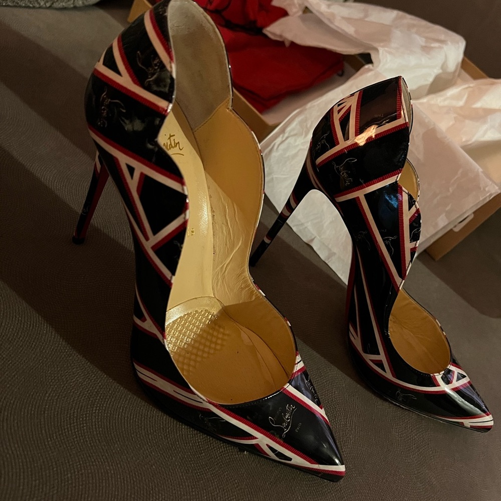 Christian Louboutin pumps S40